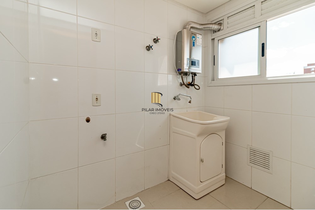 Apartamento 2 dormitórios no bairro Três Figueiras