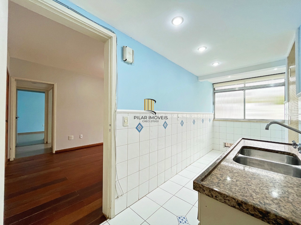 Apartamento 2 dormitórios no bairro Bom Fim