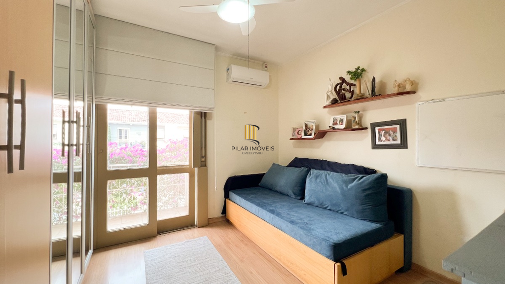 Casa 4 dormitórios no bairro Jardim Lindóia