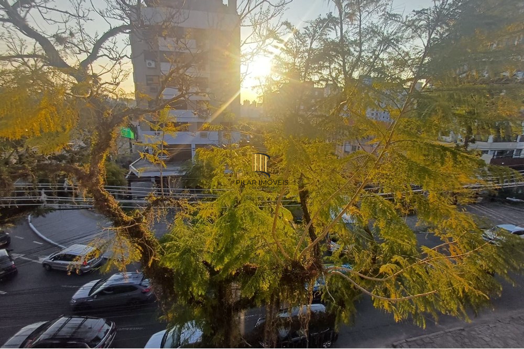 Apartamento 4 dormitórios no bairro Passo da Areia