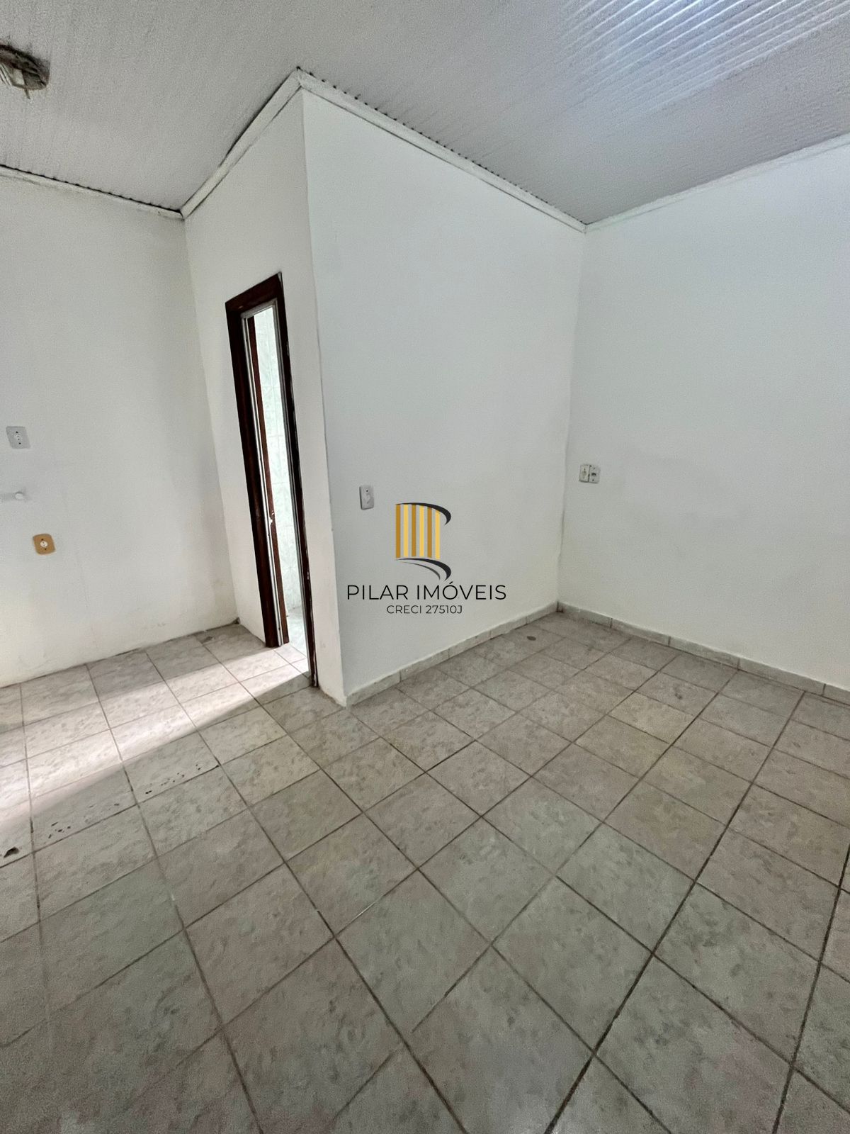 Casa de 2 dormitórios, sendo 1 suíte no Barrio Parque da Matriz, em Cachoeirinha