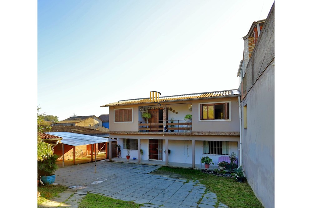 Casa 3 dormitórios no bairro Viamópolis