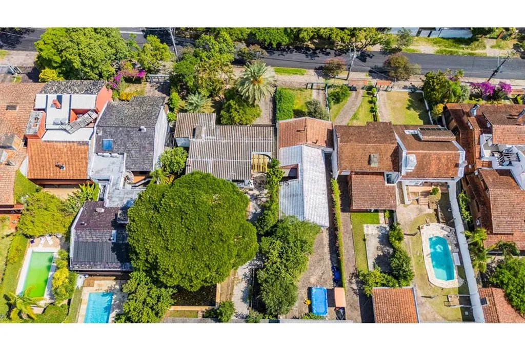 Casa 5 dormitórios no bairro Cristal