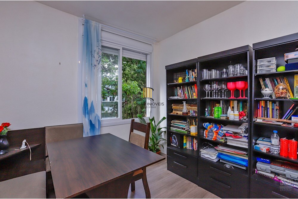 Apartamento 2 dormitórios no bairro Cavalhada