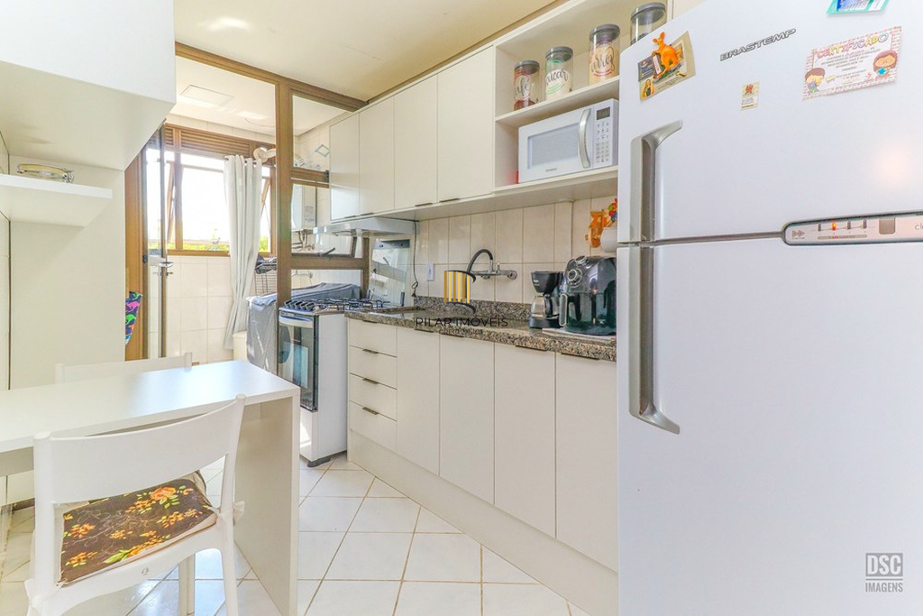 Apartamento 2 dormitórios no bairro Passo da Areia