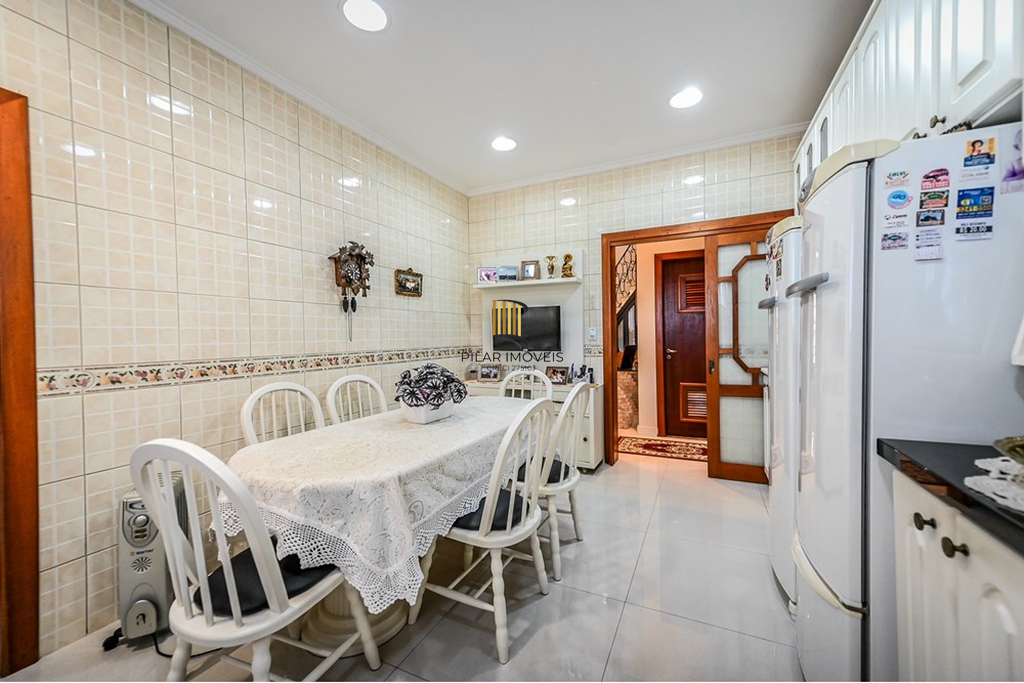 Casa de Condomínio 3 dormitórios no bairro Nonoai