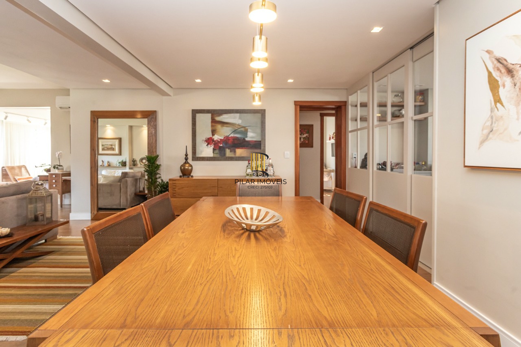 Apartamento 4 dormitórios no bairro Bela Vista