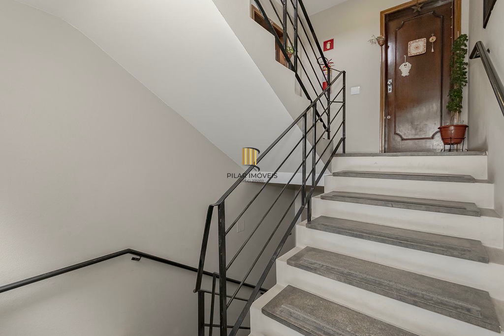 Apartamento 3 dormitórios no bairro Mont Serrat