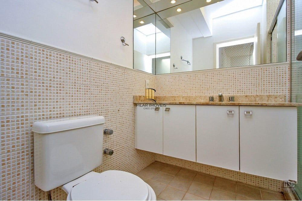 Casa de Condomínio 3 dormitórios no bairro Vila Conceição