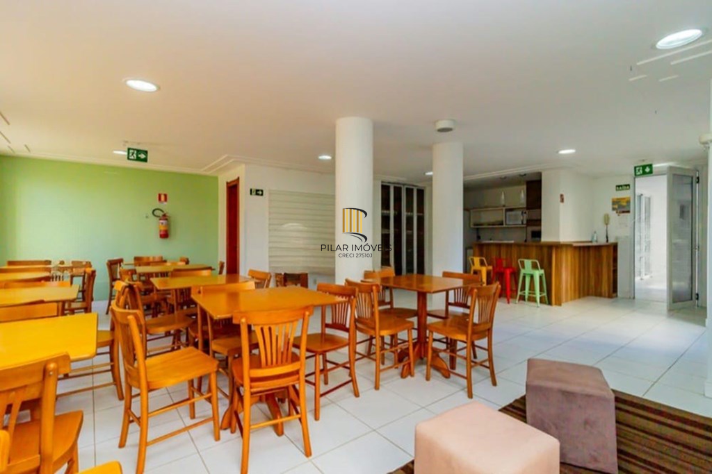 Apartamento 2 dormitórios no bairro Jardim Carvalho