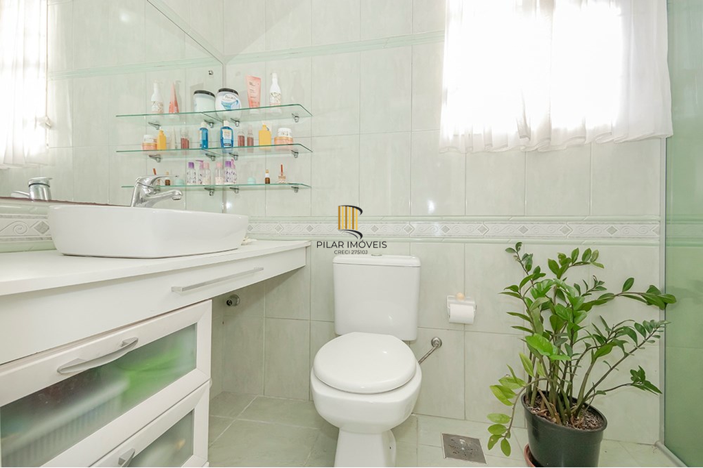 Casa 3 dormitórios no bairro Jardim Itu Sabará