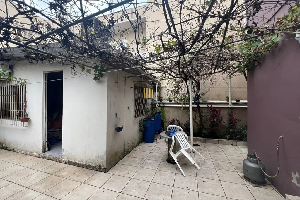 Casa 5 dormitórios no bairro Partenon
