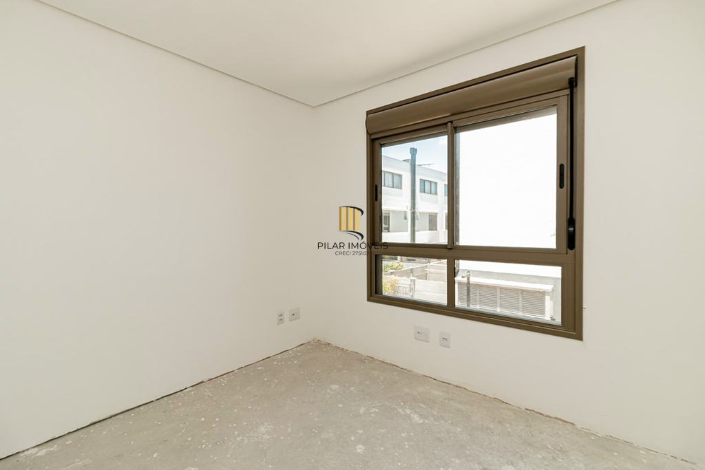 Casa de Condomínio 4 dormitórios no bairro Jardim Itu