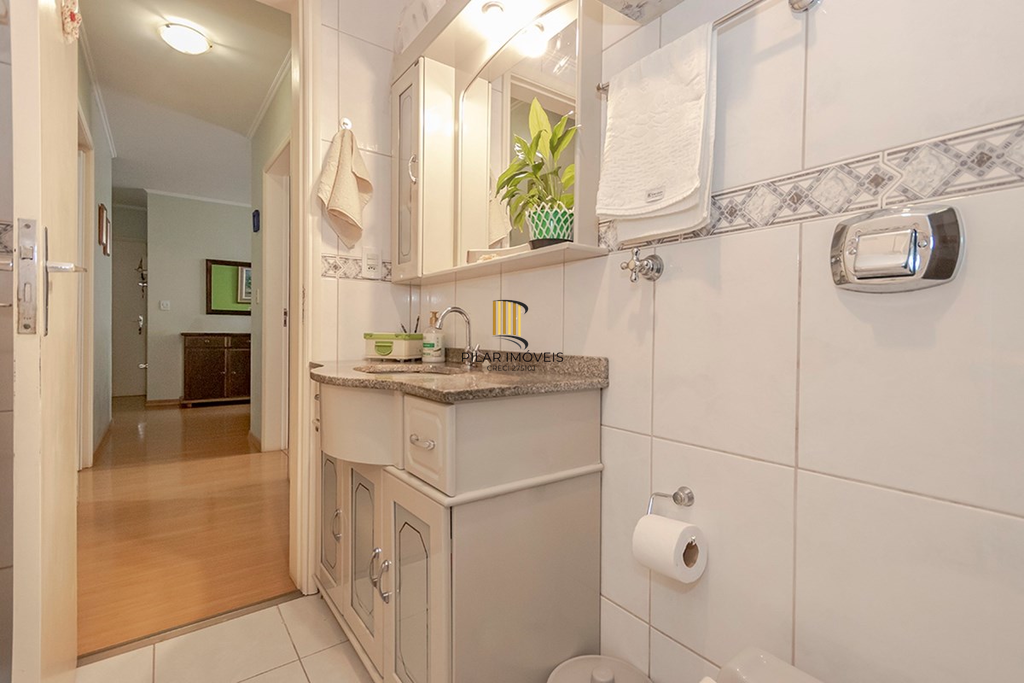 Apartamento 2 dormitórios no bairro Vila Ipiranga