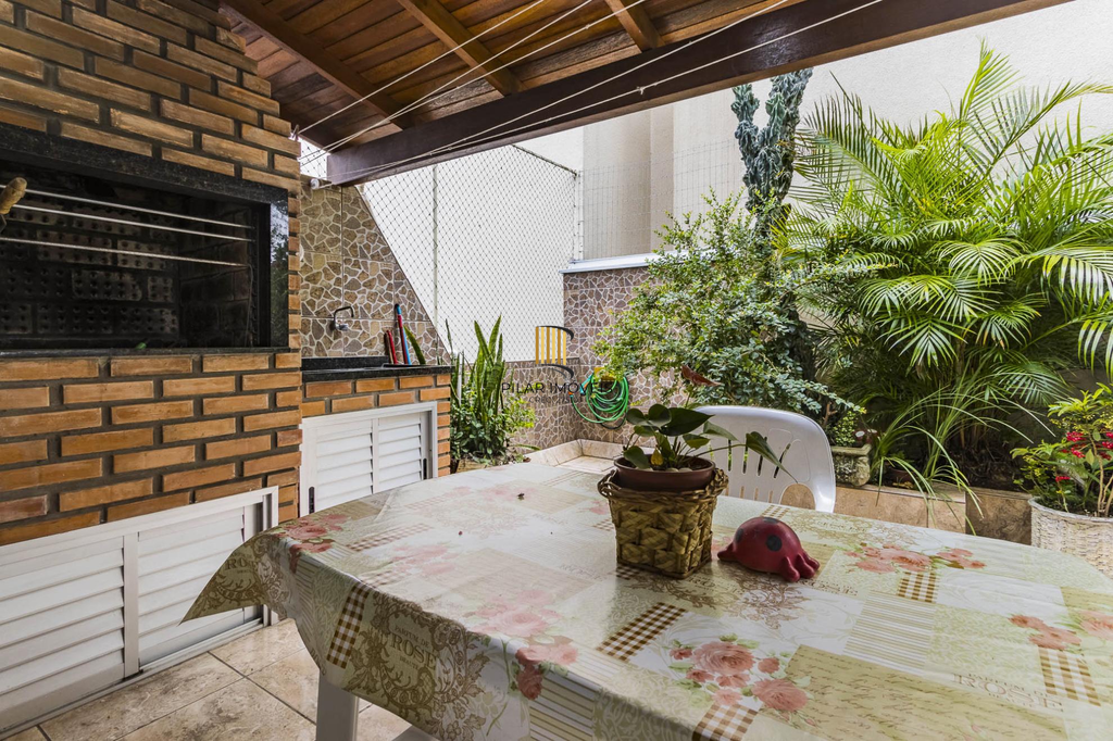 Apartamento 2 dormitórios no bairro Petrópolis