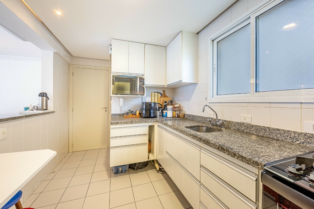 Apartamento 3 dormitórios no bairro Petrópolis