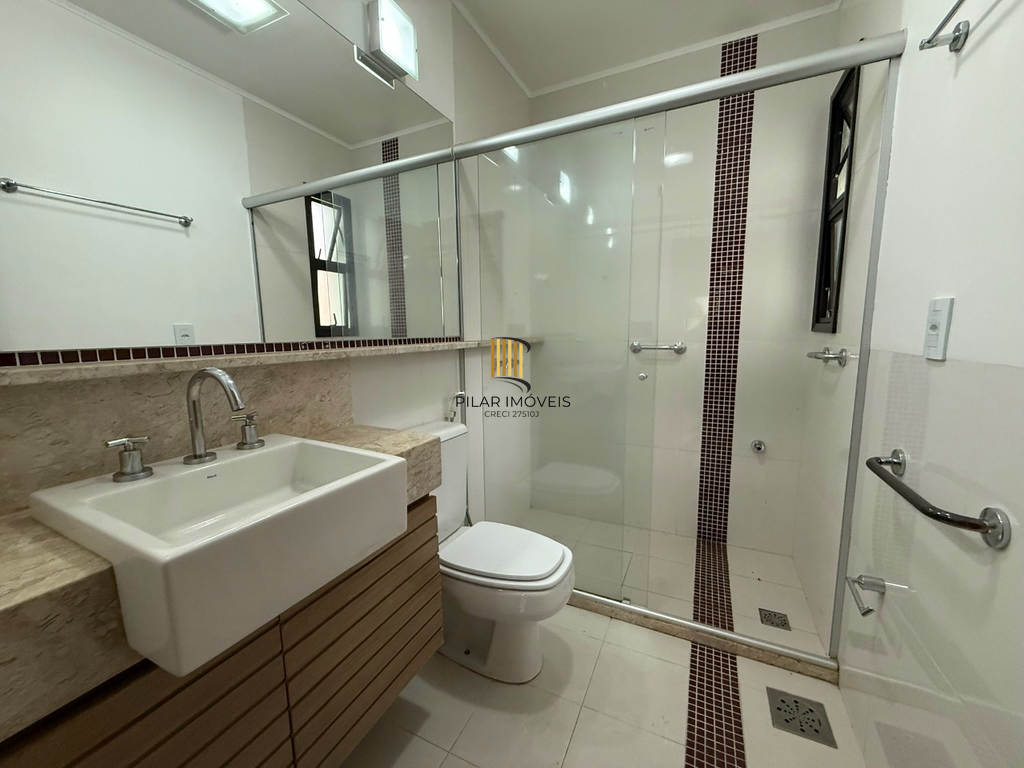 Cobertura 3 dormitórios no bairro Petrópolis