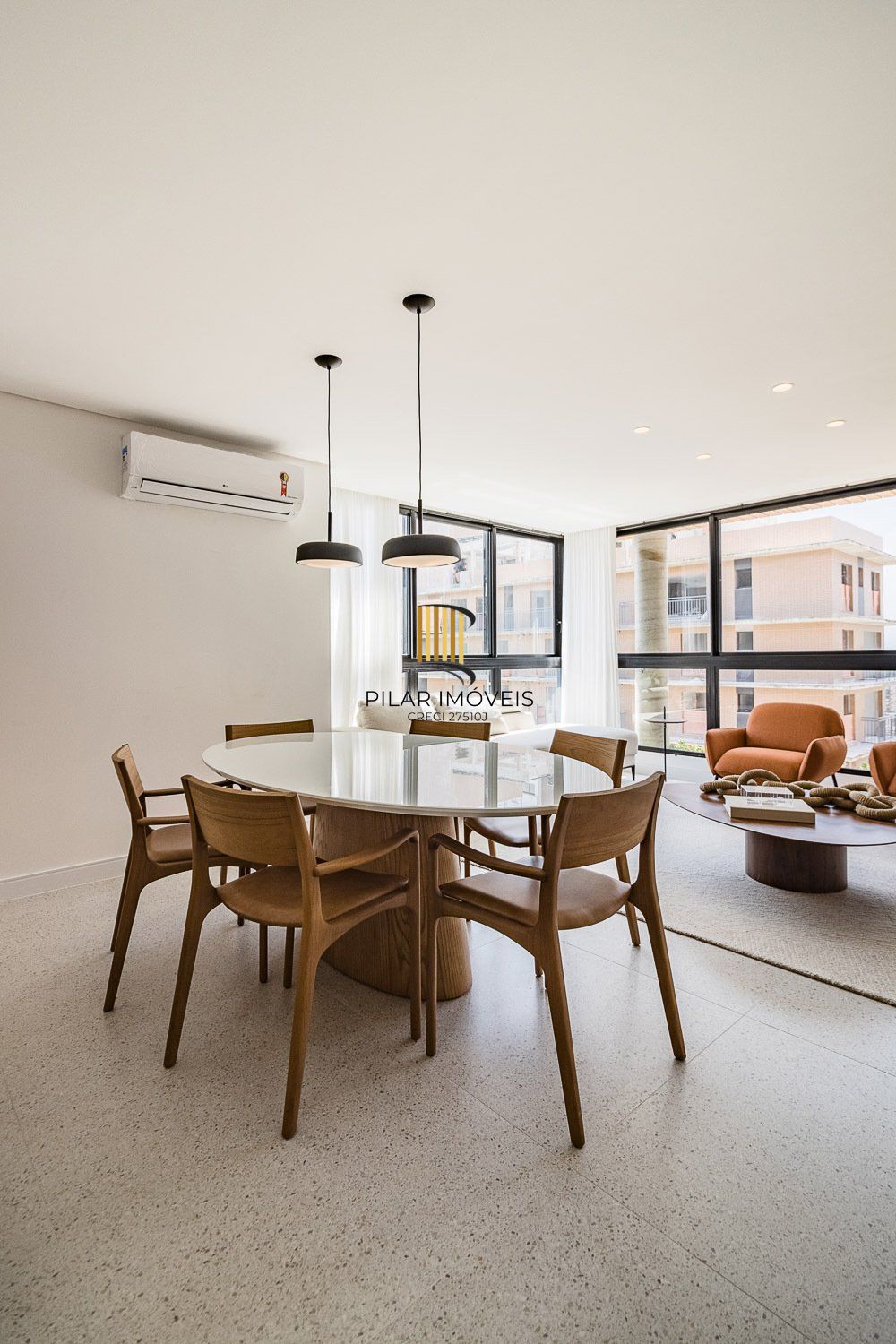 Apartamento 3 dormitórios no bairro Mont Serrat