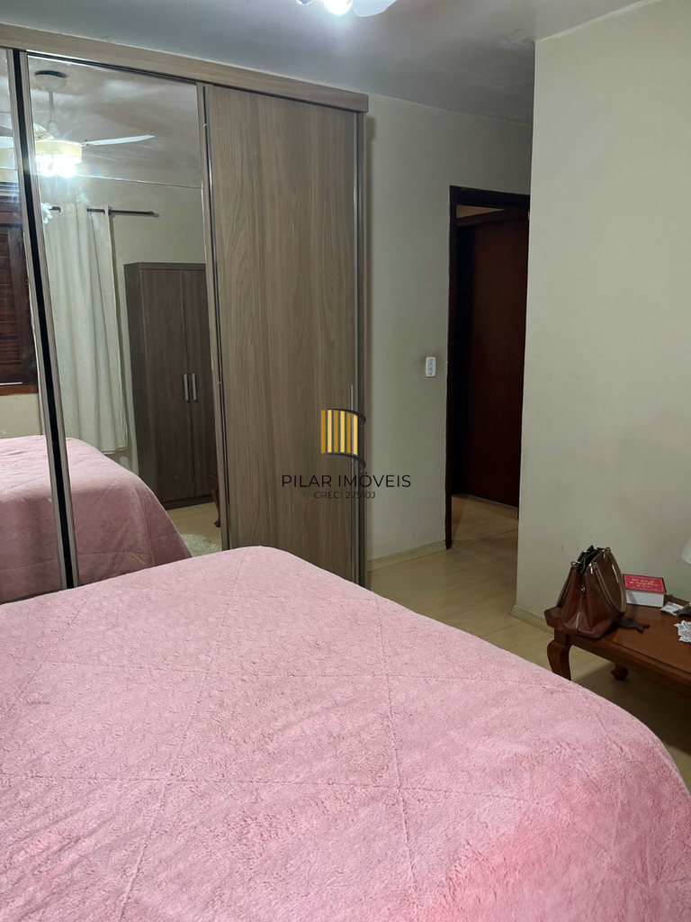 Casa 3 dormitórios no bairro Nonoai