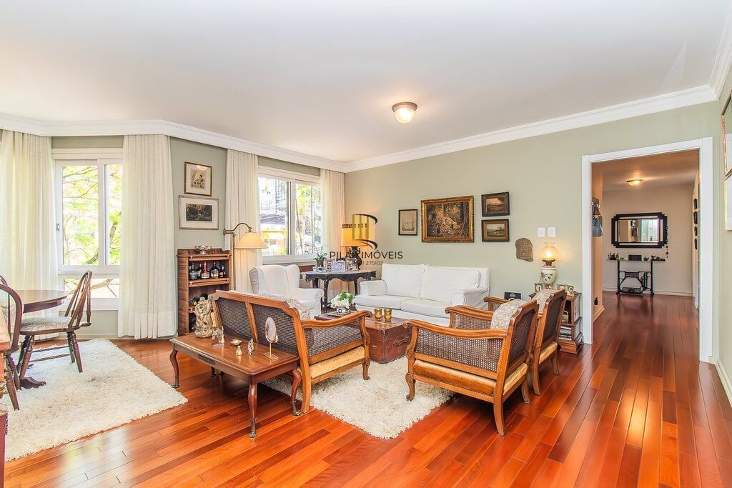 Apartamento 3 dormitórios no bairro Mont Serrat