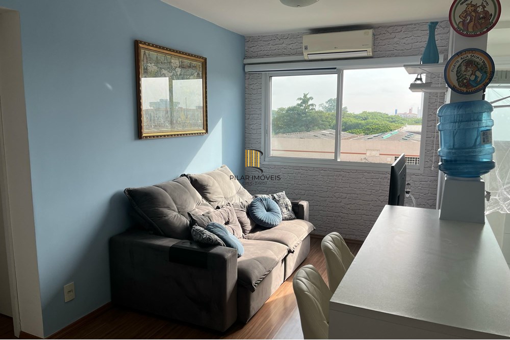Apartamento 2 dormitórios no bairro Humaitá