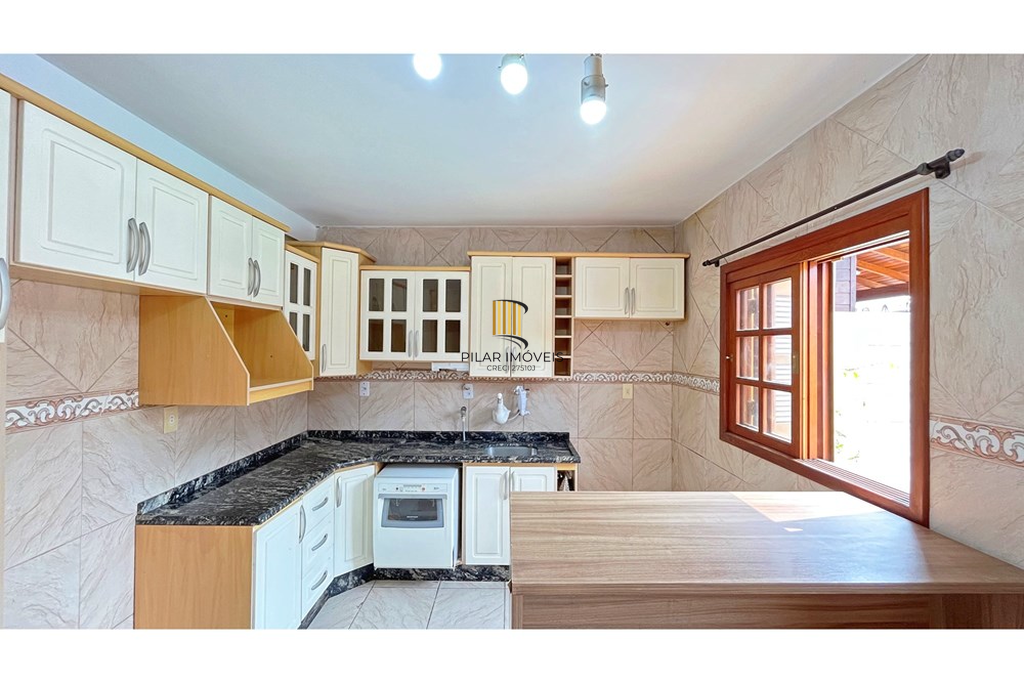 Casa 3 dormitórios no bairro Vila Nova