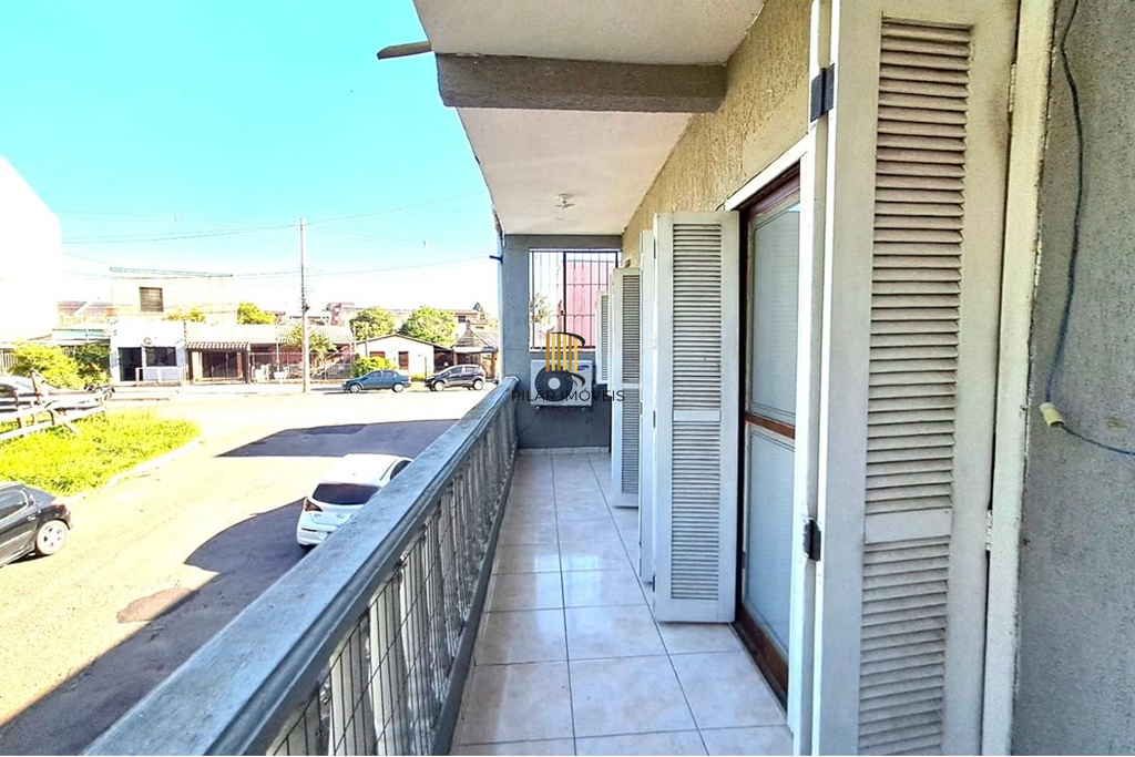 Casa 2 dormitórios no bairro Jardim Algarve