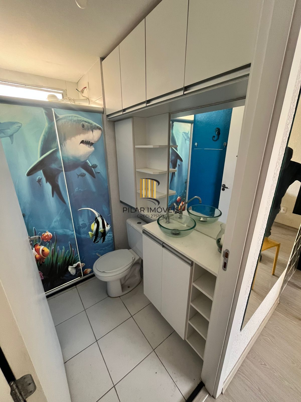 Apto 2 Dormitórios, Sala, Cozinha, Banheiro, semimob, 01 vaga garagem-rotativa