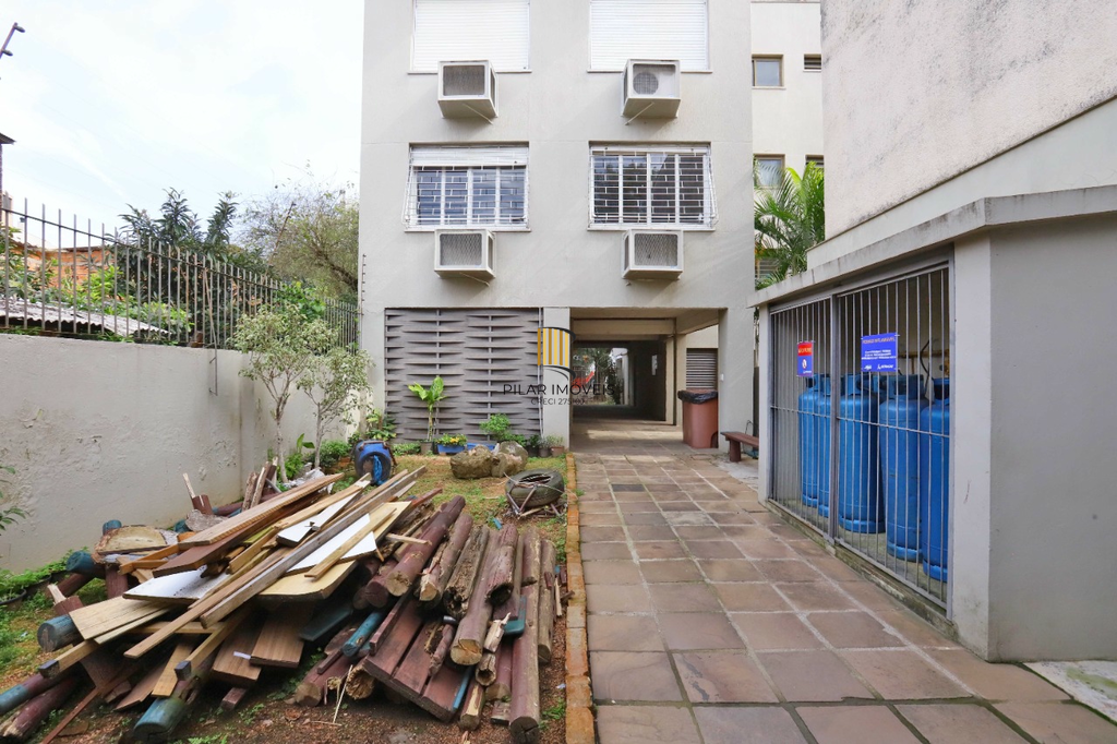 Apartamento 3 dormitórios no bairro Farroupilha