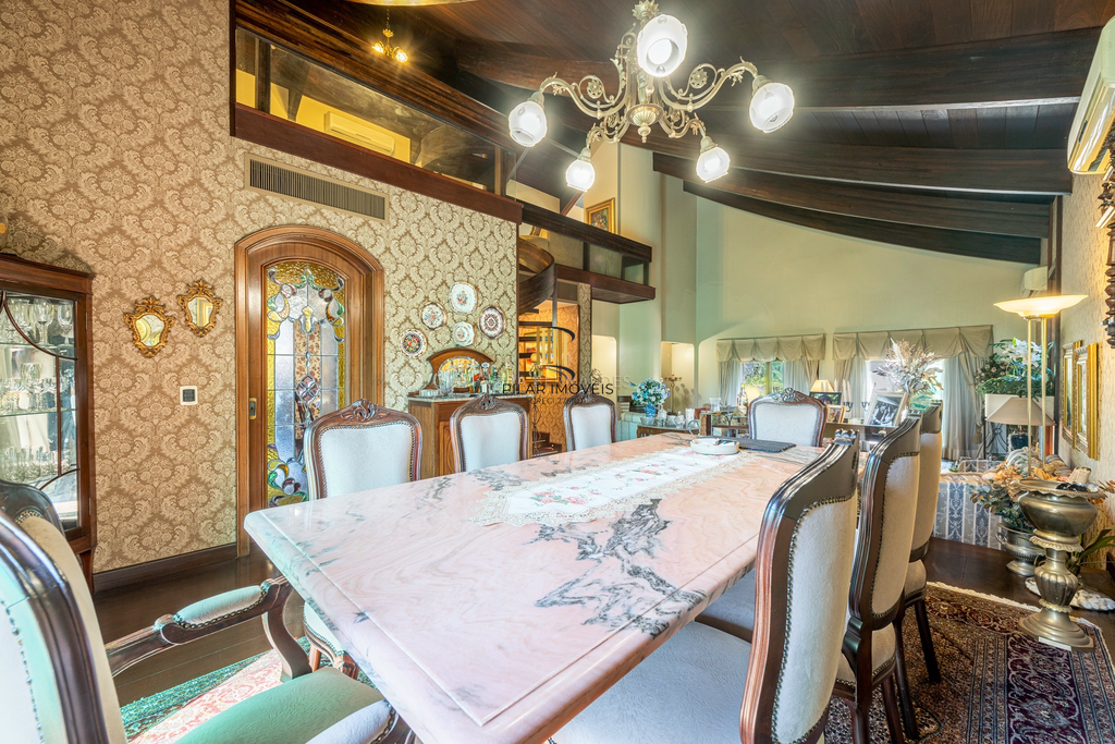 Casa de Condomínio 3 dormitórios no bairro Cavalhada