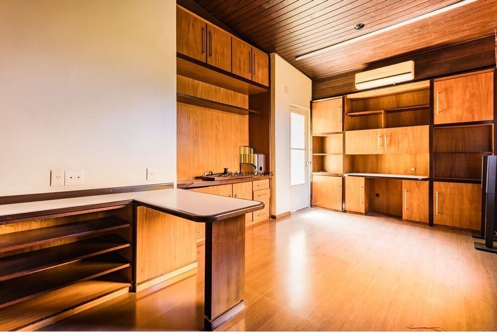 Casa 4 dormitórios no bairro Jardim Lindóia