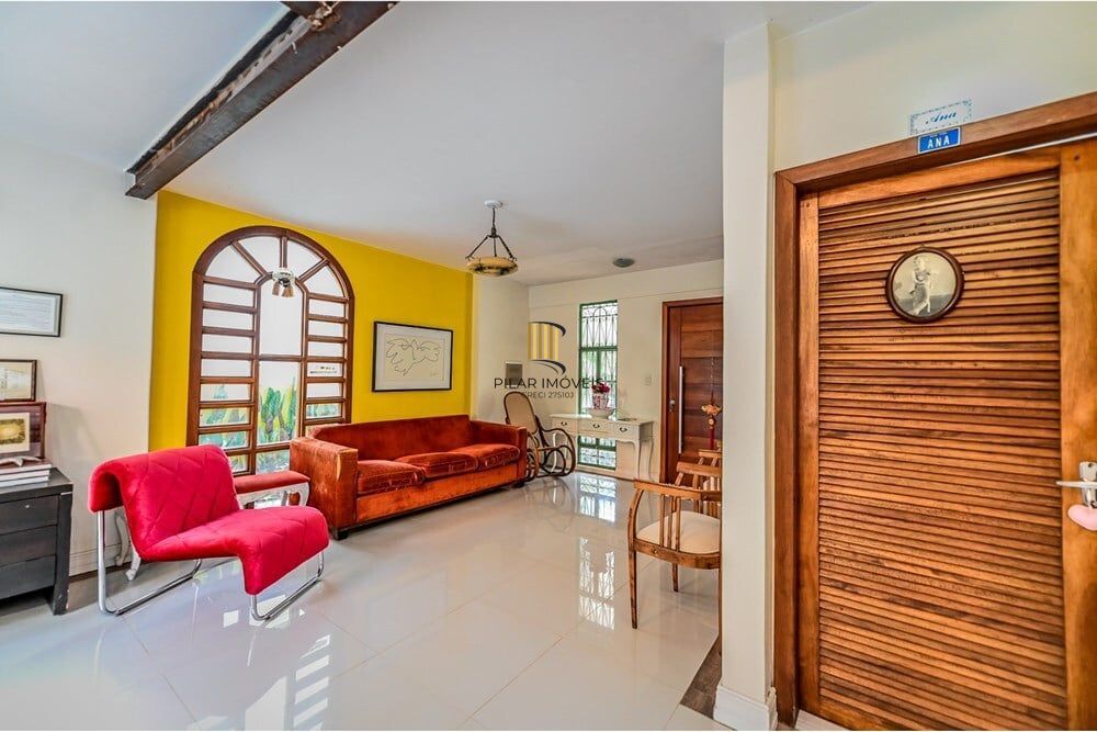 Casa de Condomínio 4 dormitórios no bairro Santa Tereza