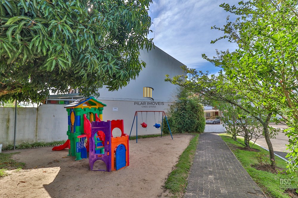 Casa de Condomínio 3 dormitórios no bairro Hípica