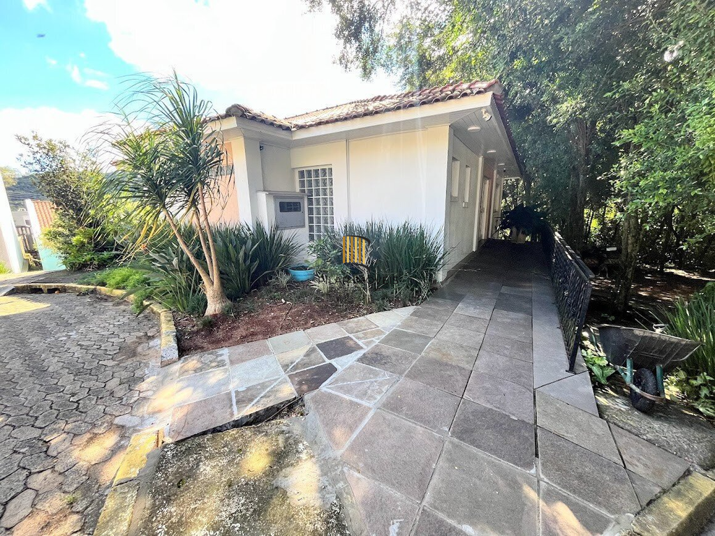 Casa de Condomínio 3 dormitórios no bairro Vila Nova