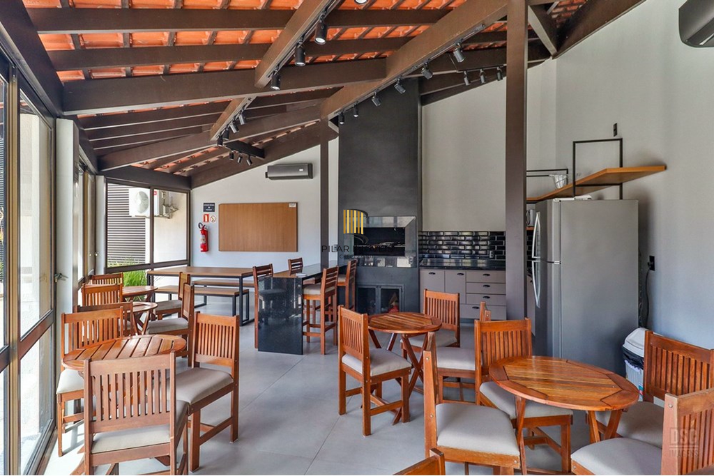 Apartamento 2 dormitórios no bairro Passo da Areia