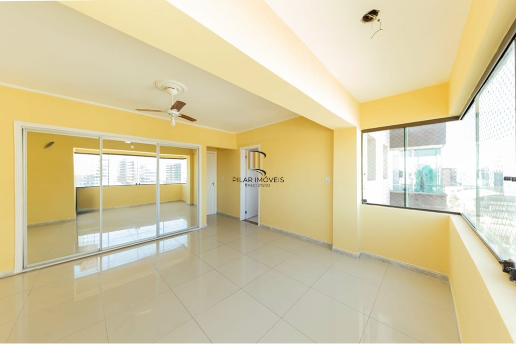 Apartamento 3 dormitórios no bairro Centro