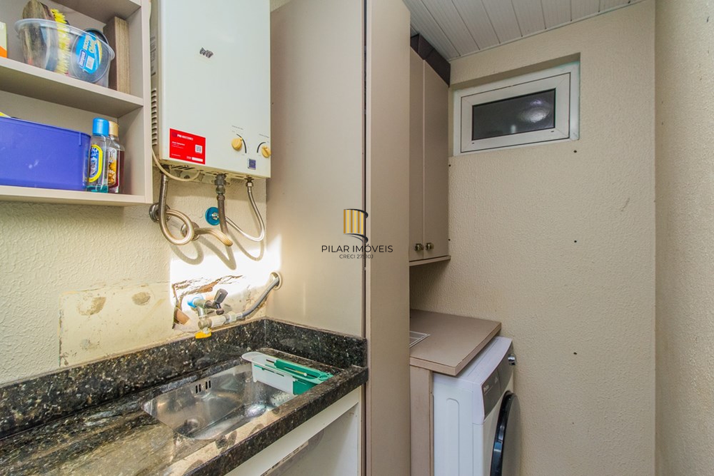 Casa 2 dormitórios no bairro Fátima