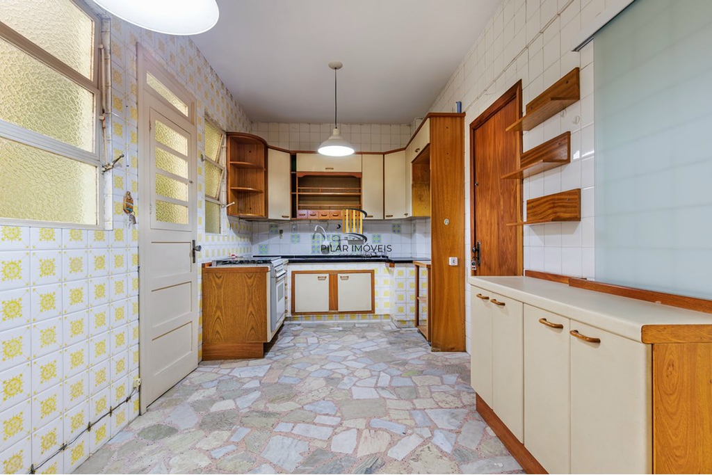 Apartamento 3 dormitórios no bairro Bom Fim