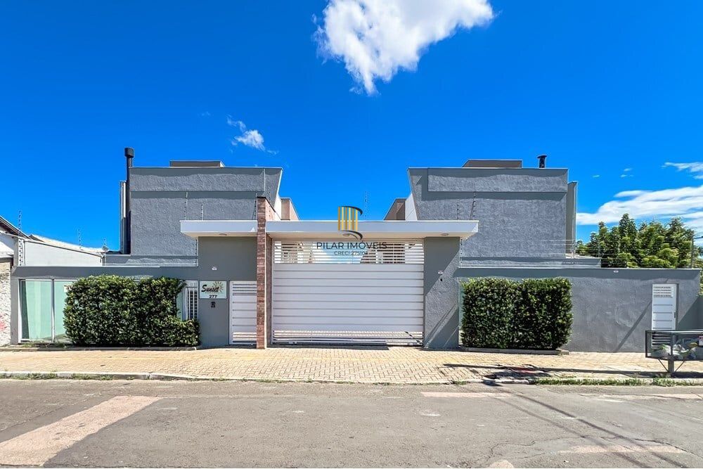Casa de Condomínio 3 dormitórios no bairro Niterói