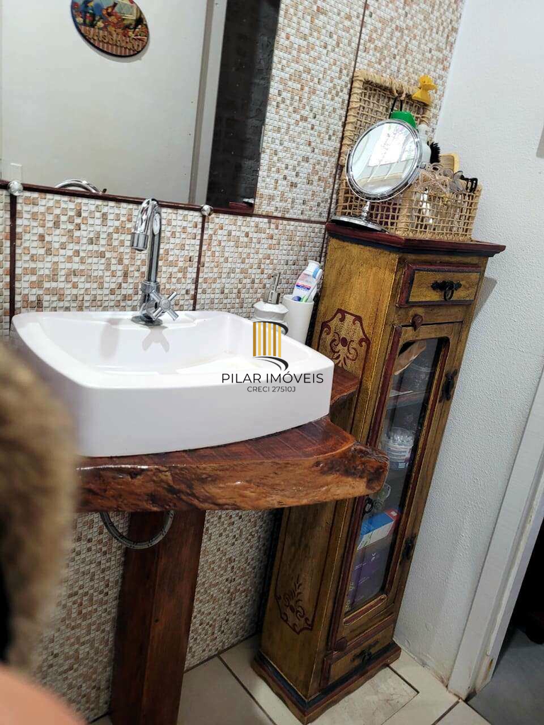 Casa 2 dormitórios no bairro Parque Eldorado