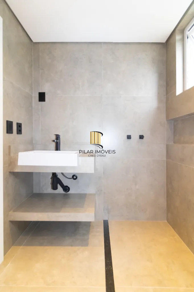 Apartamento 3 dormitórios no bairro Petrópolis