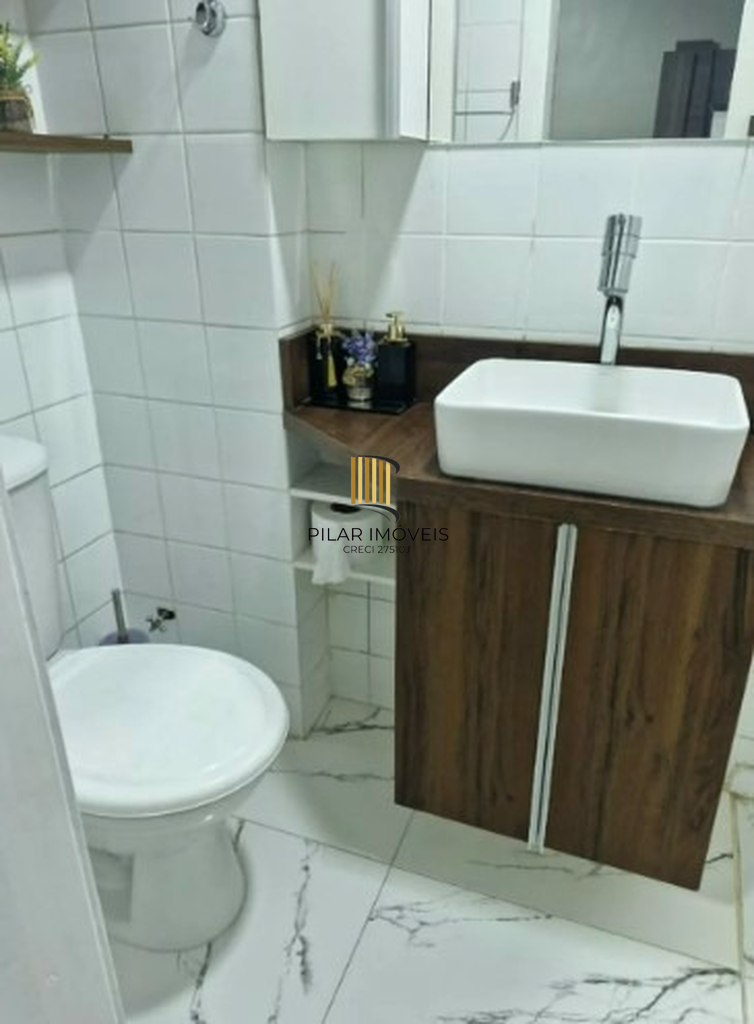 Apartamento 2 dormitórios no bairro Rubem Berta