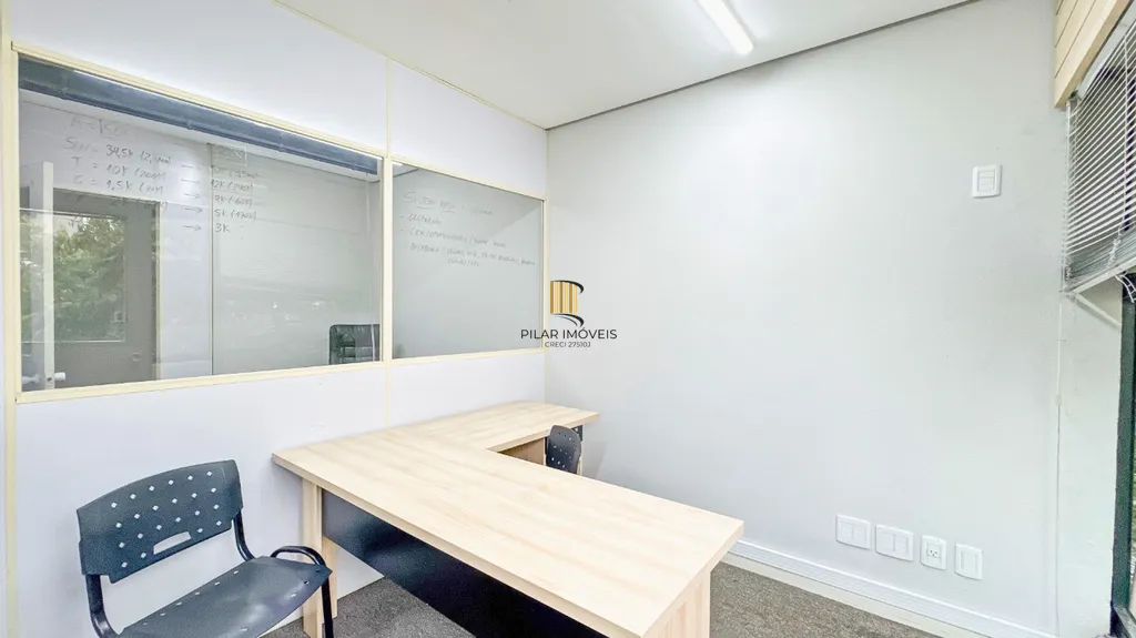 Sala Comercial no bairro Petrópolis