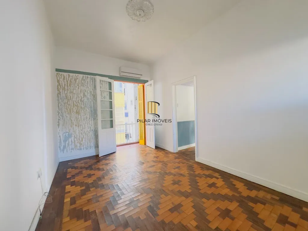 Apartamento 2 dormitórios no bairro Centro Histórico