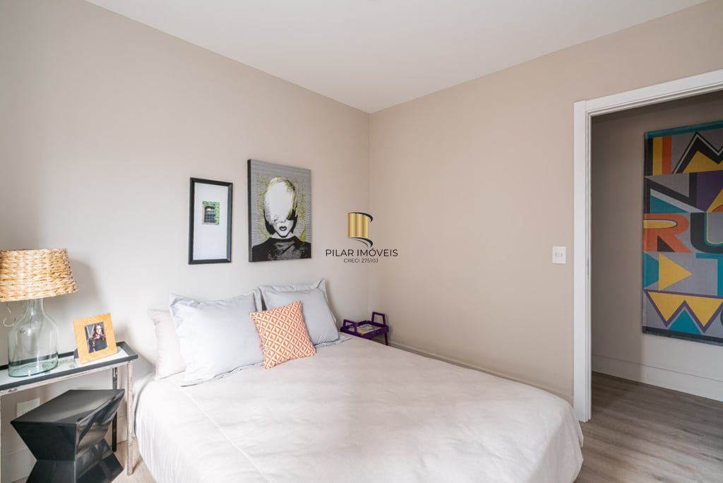 Apartamento 3 dormitórios no bairro Menino Deus