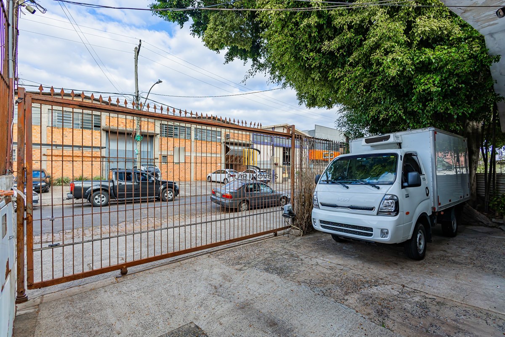 Casa 3 dormitórios no bairro Anchieta