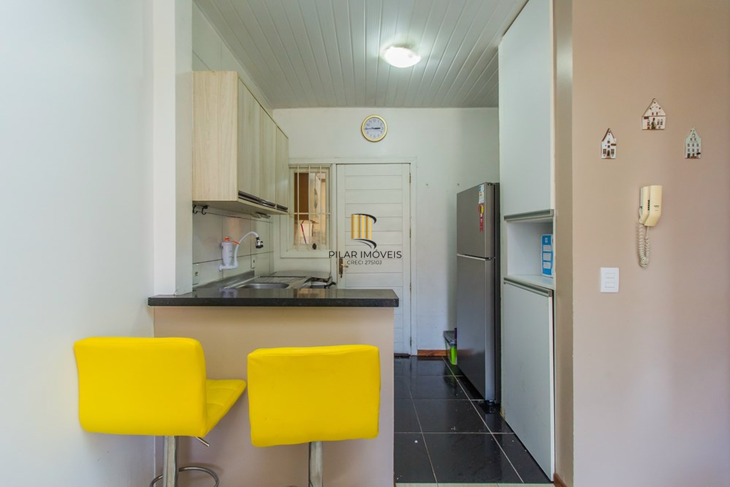 Casa de Condomínio 3 dormitórios no bairro Olaria