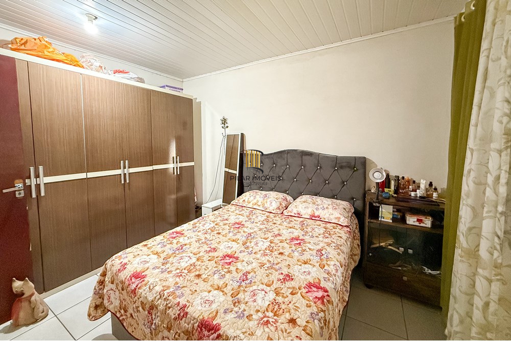 Casa 2 dormitórios no bairro Capão da Cruz