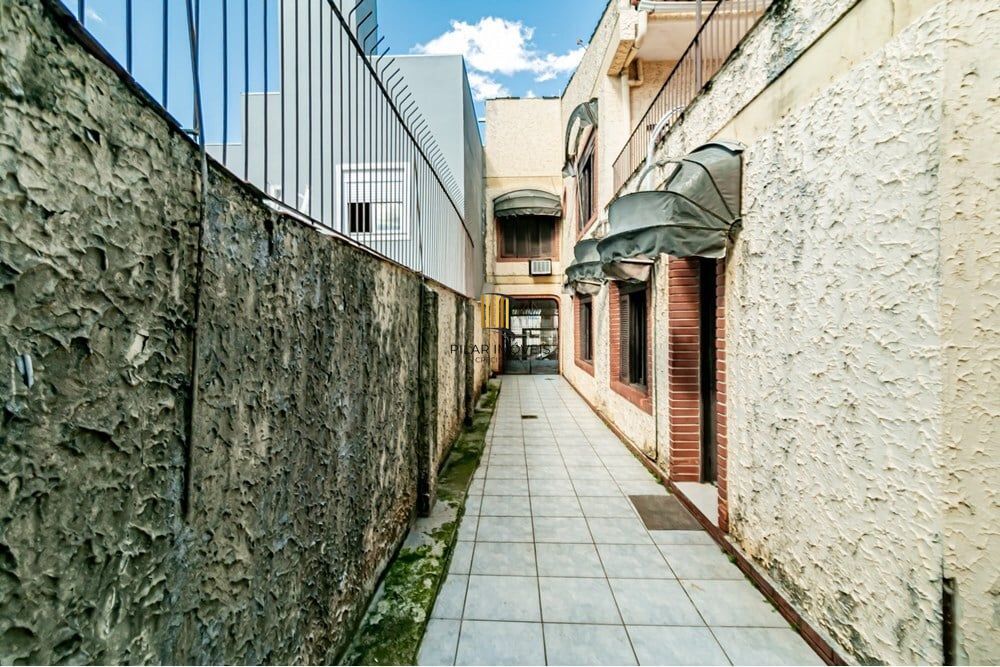 Casa 3 dormitórios no bairro Passo da Areia
