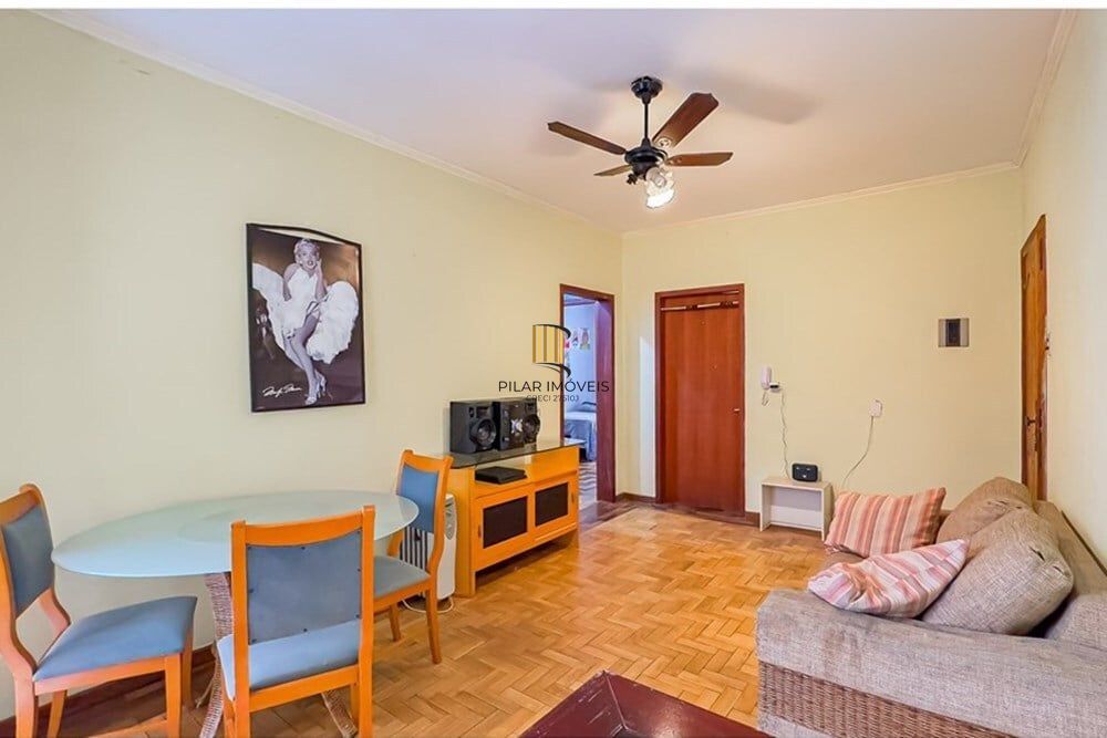 Apartamento 2 dormitórios no bairro Floresta
